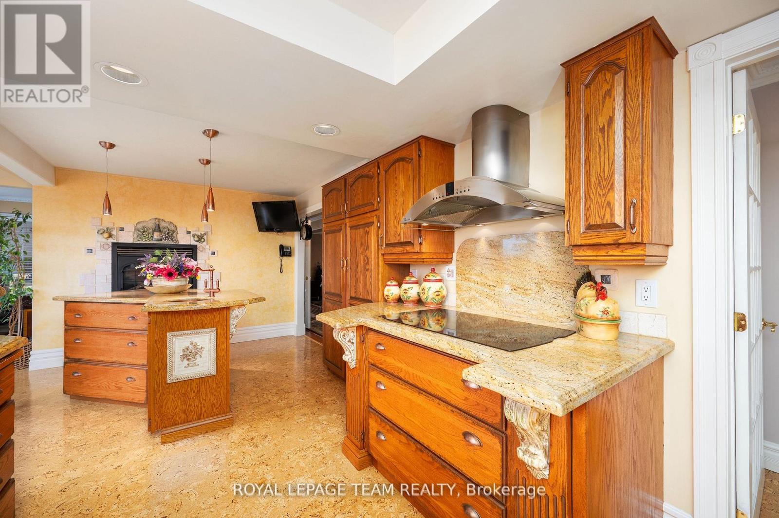 1100 Moffatt Drive, Ottawa, Ontario  K4C 1B7 - Photo 23 - X12395249