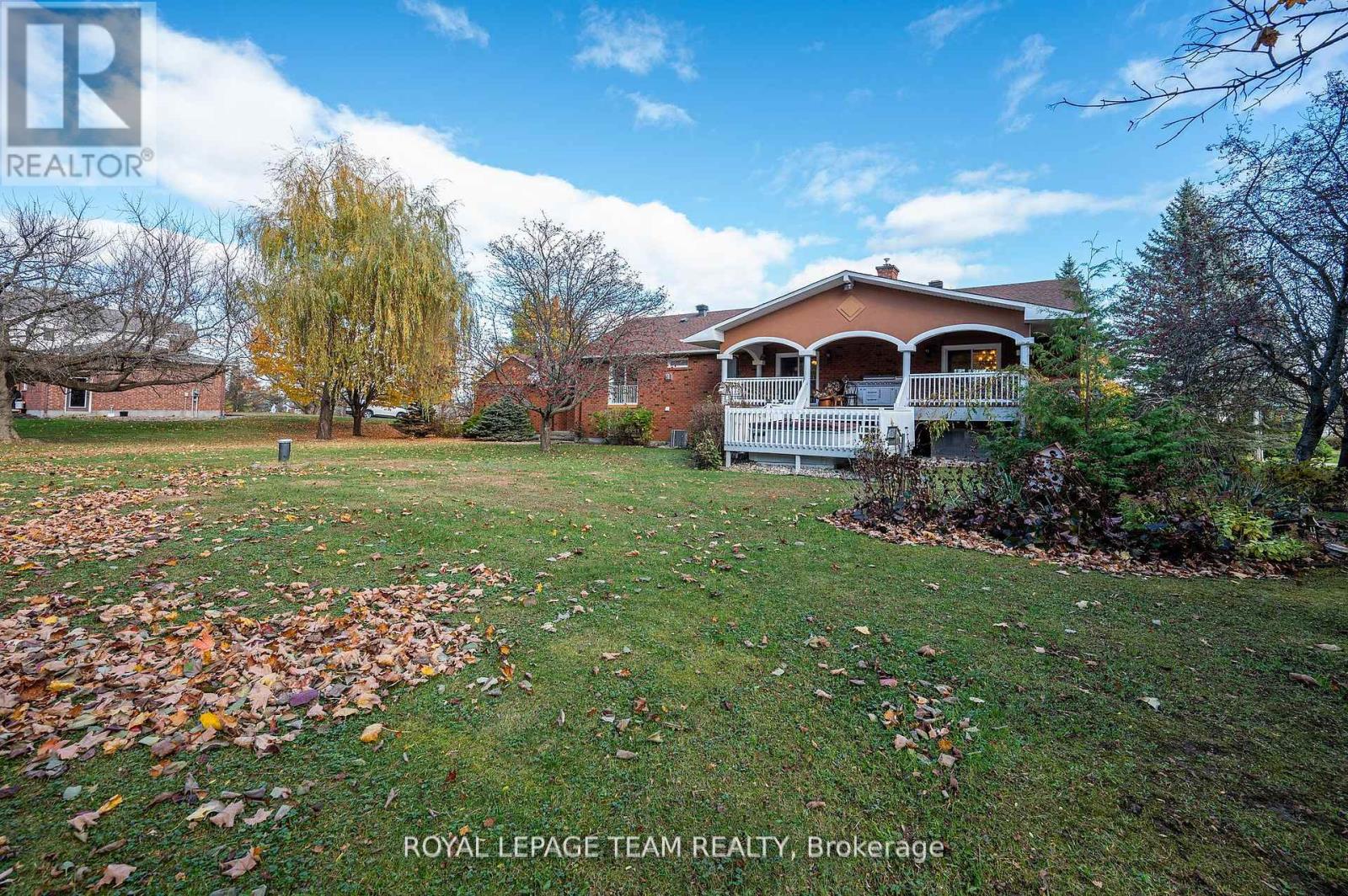 1100 Moffatt Drive, Ottawa, Ontario  K4C 1B7 - Photo 40 - X12395249