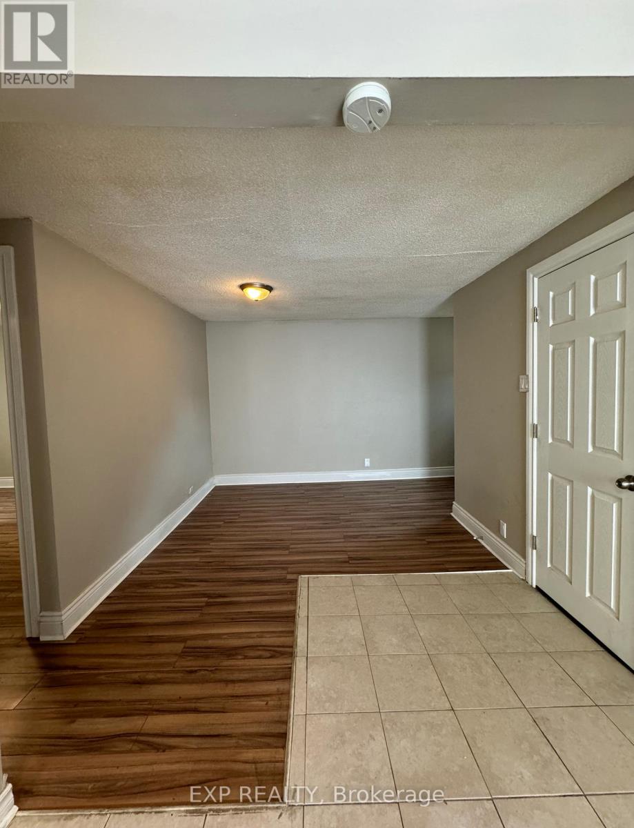 3 - 72 Barrette Street, Ottawa, Ontario  K1L 8A3 - Photo 3 - X12395339