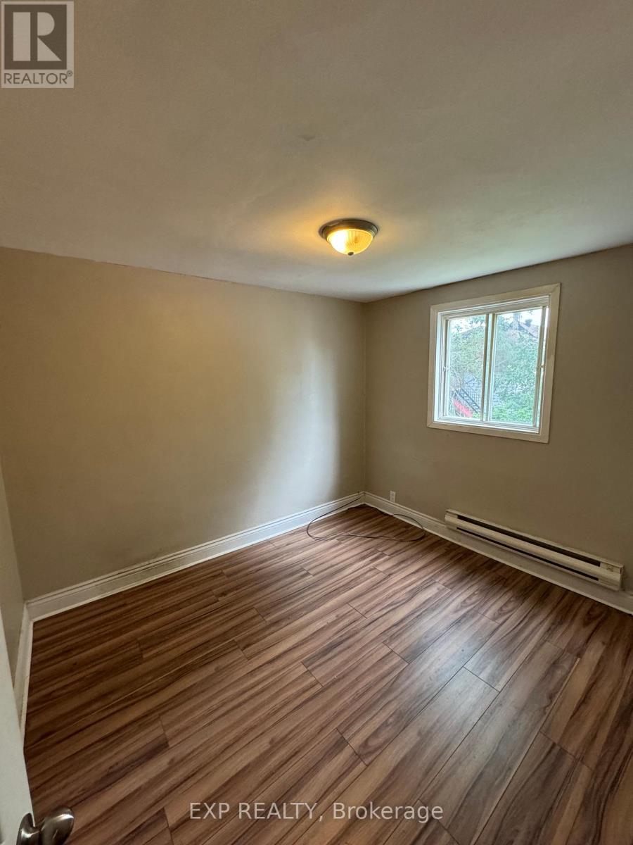 3 - 72 Barrette Street, Ottawa, Ontario  K1L 8A3 - Photo 7 - X12395339