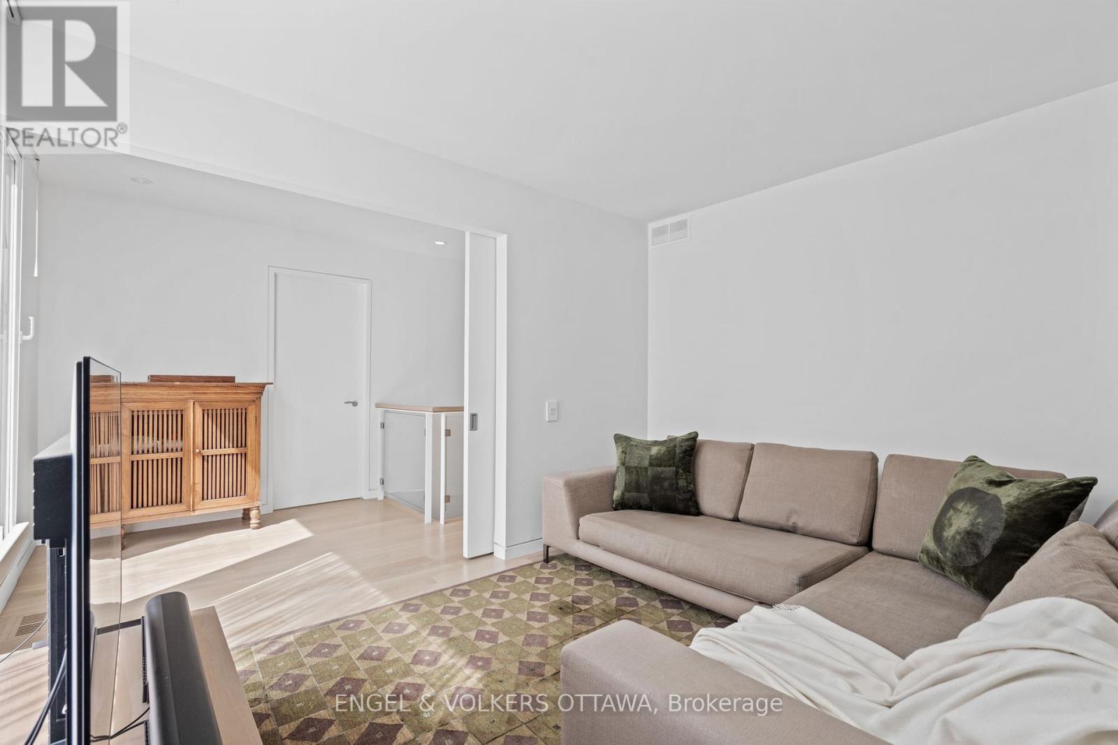 5 Clemow Avenue, Ottawa, Ontario  K1S 2A9 - Photo 24 - X12395344