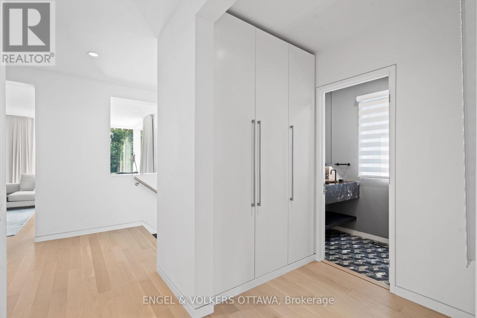 5 Clemow Avenue, Ottawa, Ontario  K1S 2A9 - Photo 7 - X12395344