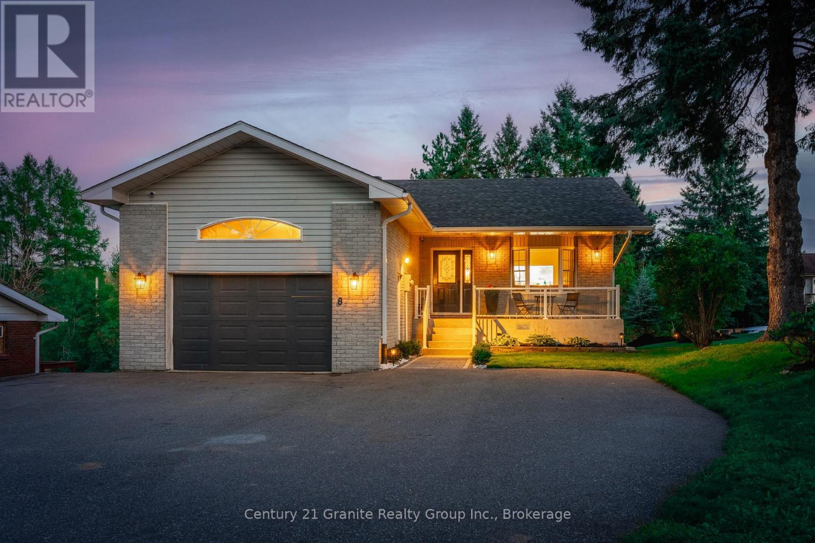 8 Mckay Street, Minden Hills (Anson), Ontario  K0M 2K0 - Photo 1 - X12395287