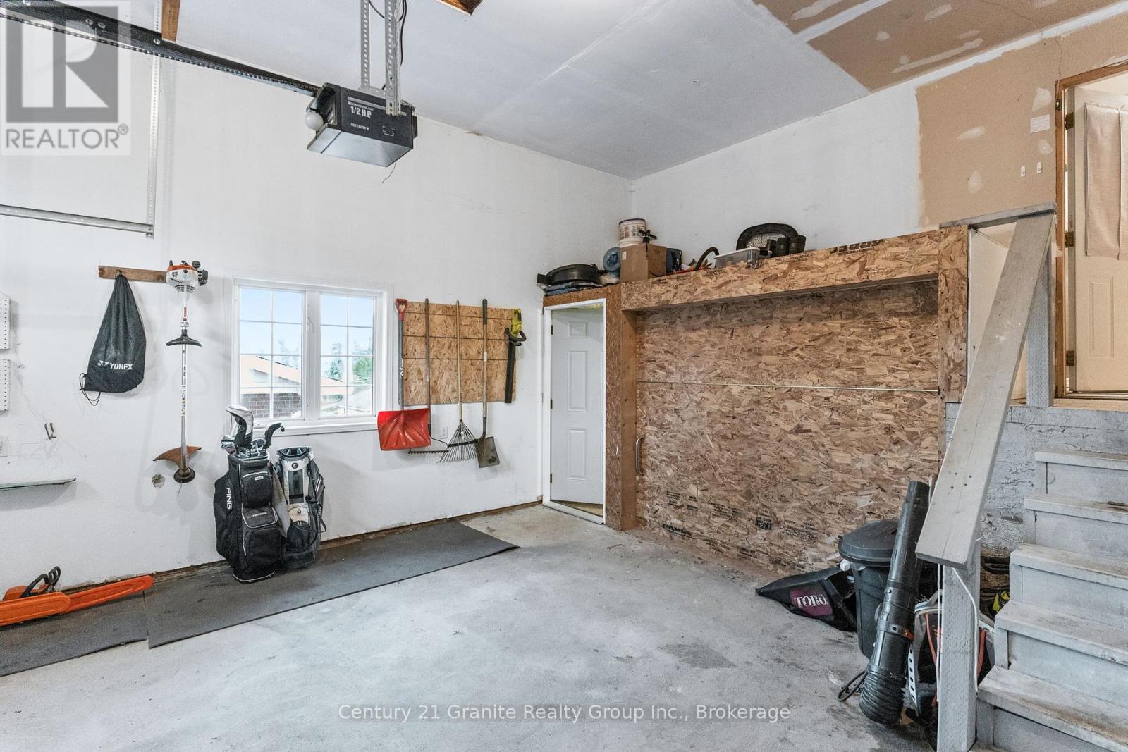 8 Mckay Street, Minden Hills (Anson), Ontario  K0M 2K0 - Photo 35 - X12395287