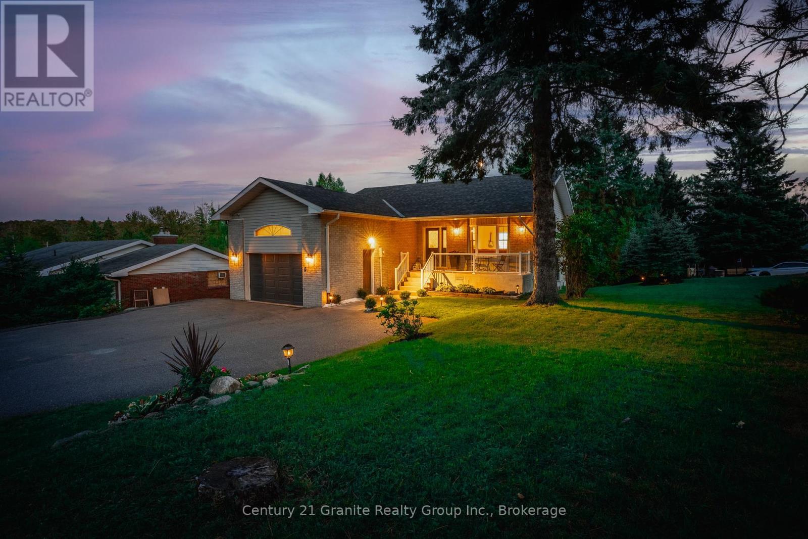 8 Mckay Street, Minden Hills (Anson), Ontario  K0M 2K0 - Photo 37 - X12395287