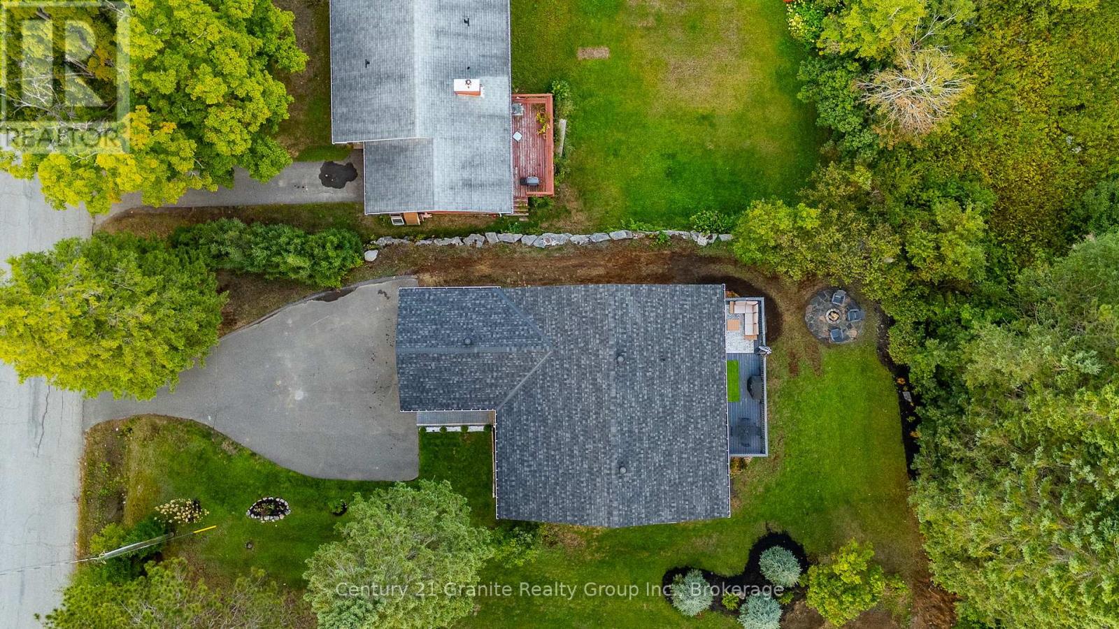 8 Mckay Street, Minden Hills (Anson), Ontario  K0M 2K0 - Photo 40 - X12395287