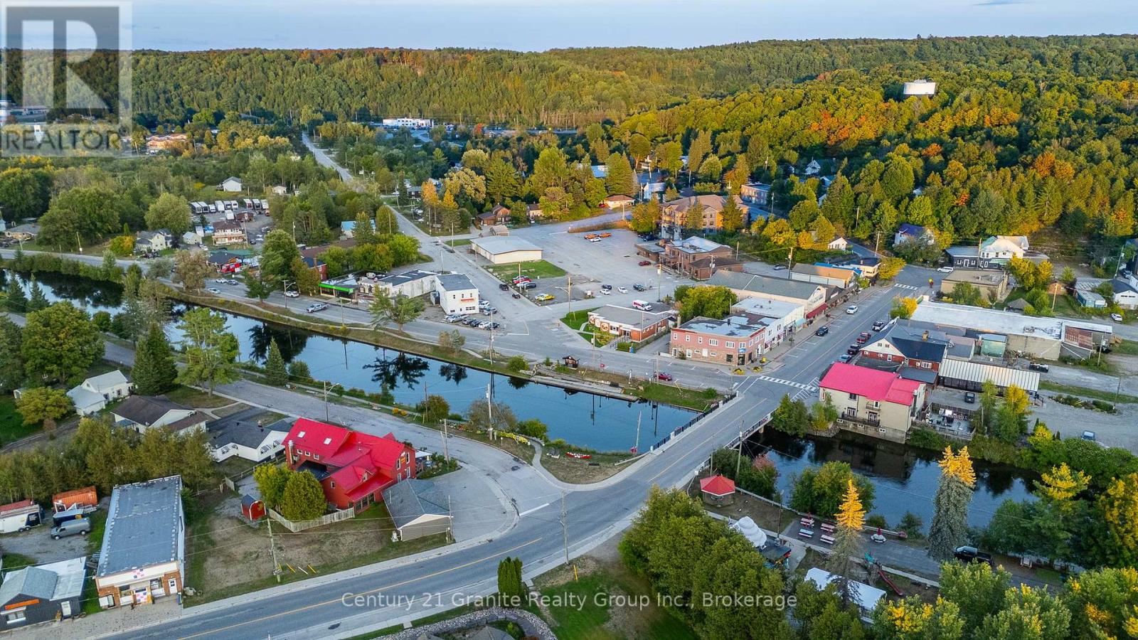 8 Mckay Street, Minden Hills (Anson), Ontario  K0M 2K0 - Photo 46 - X12395287