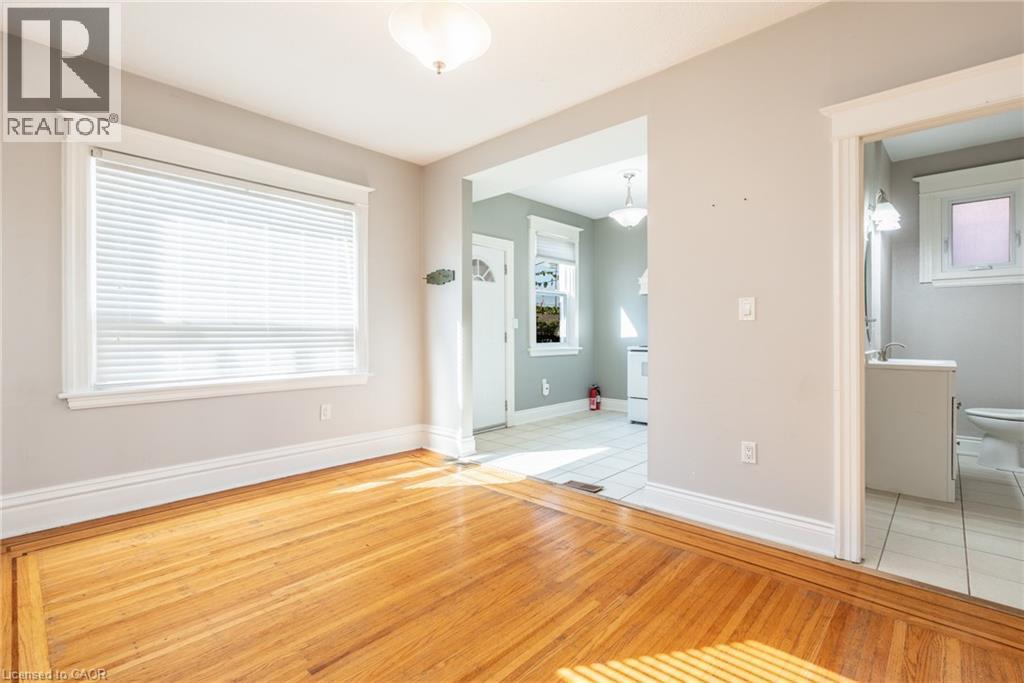 39 Connaught Avenue N, Hamilton, Ontario  L8L 6Y6 - Photo 23 - 40768338