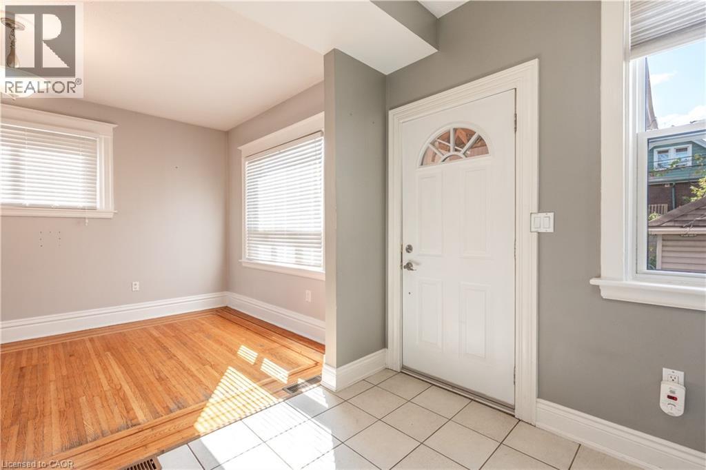39 Connaught Avenue N, Hamilton, Ontario  L8L 6Y6 - Photo 24 - 40768338