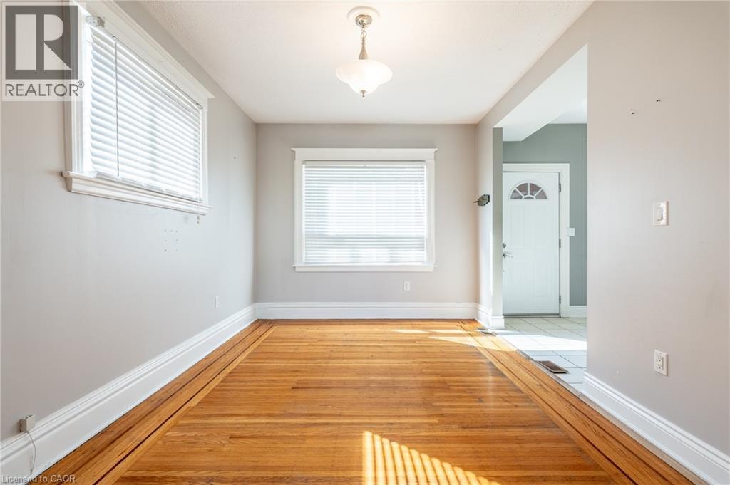 39 Connaught Avenue N, Hamilton, Ontario  L8L 6Y6 - Photo 31 - 40768338