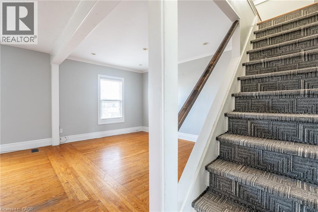 39 Connaught Avenue N, Hamilton, Ontario  L8L 6Y6 - Photo 16 - 40768338