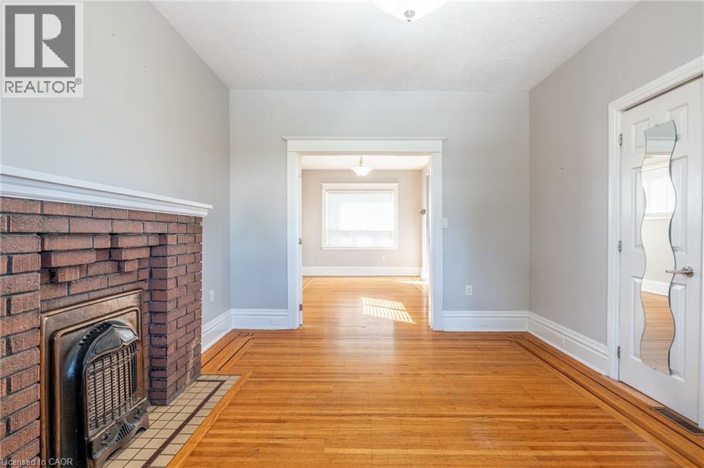 39 Connaught Avenue N, Hamilton, Ontario  L8L 6Y6 - Photo 34 - 40768338