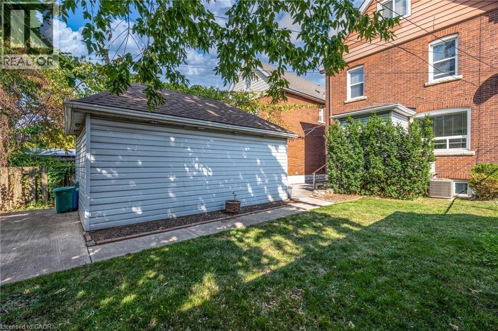 39 Connaught Avenue N, Hamilton, Ontario  L8L 6Y6 - Photo 45 - 40768338