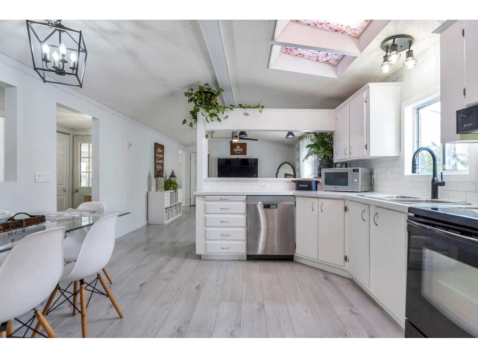 96 1840 160 STREET STREET, Surrey, British Columbia