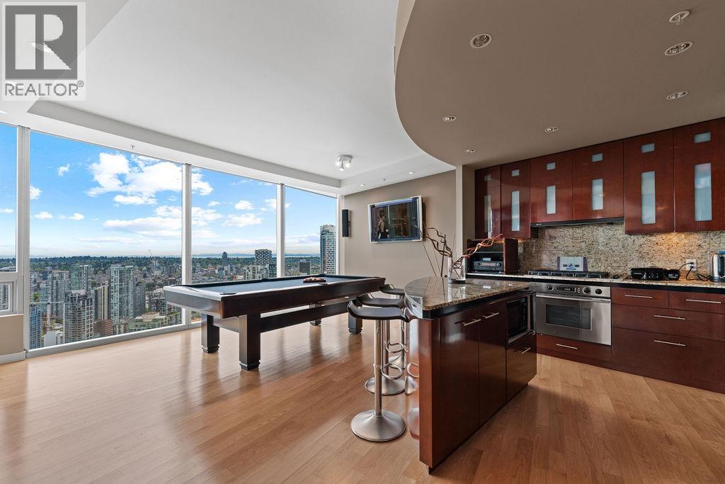 4303 938 Nelson Street, Vancouver, British Columbia  V6Z 3A7 - Photo 1 - R3045770