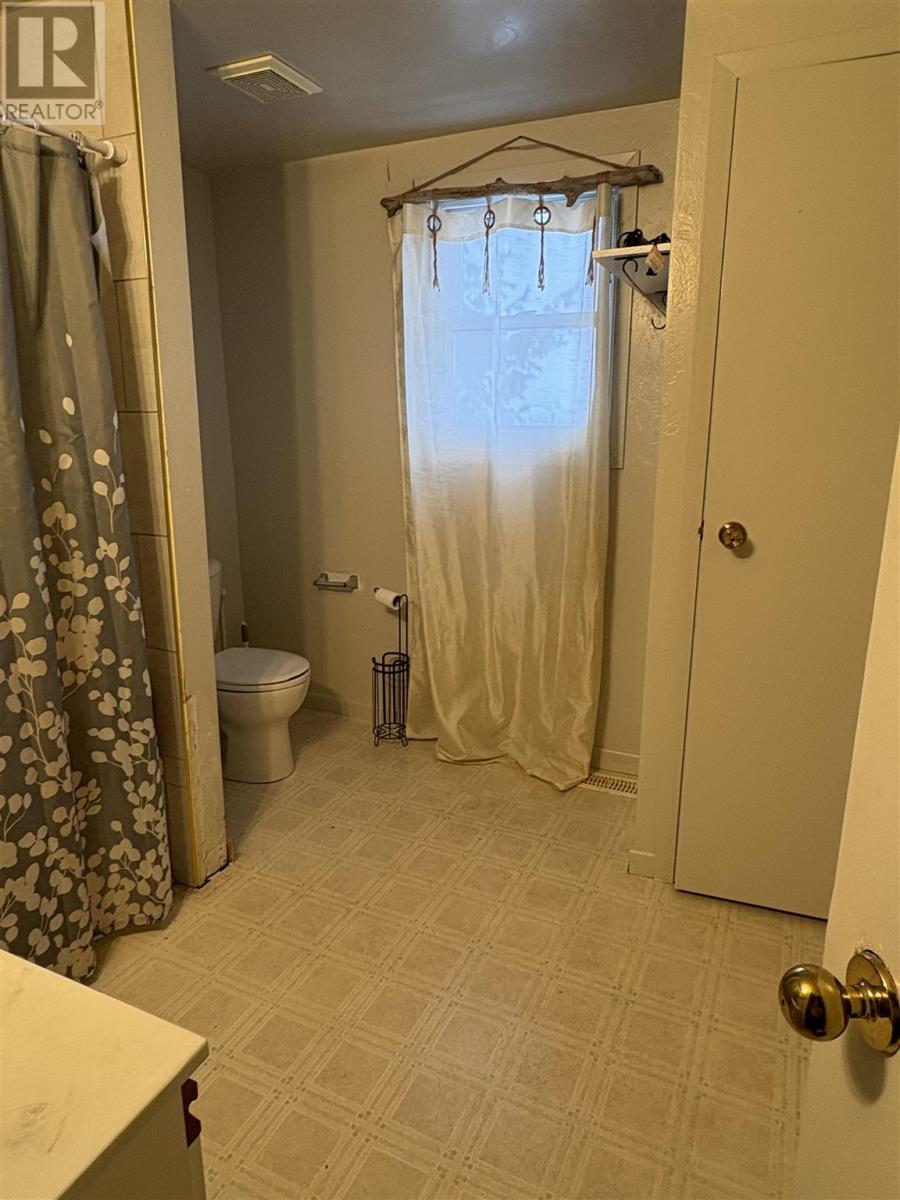 42-44 Aberdeen St, Chapleau, Ontario  P0M 1K0 - Photo 5 - SM252573