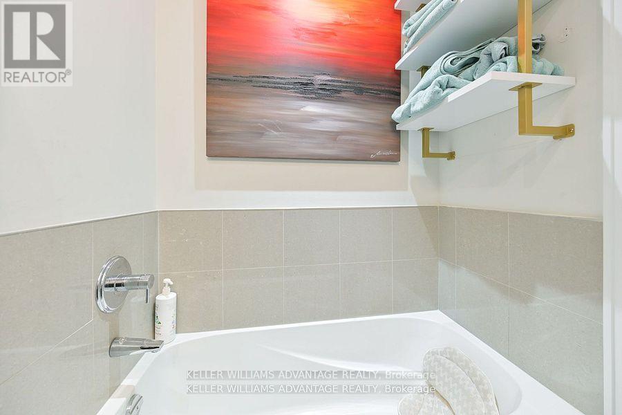 616 - 29 Queens Quay E, Toronto, Ontario  M5E 0A4 - Photo 12 - C12395204
