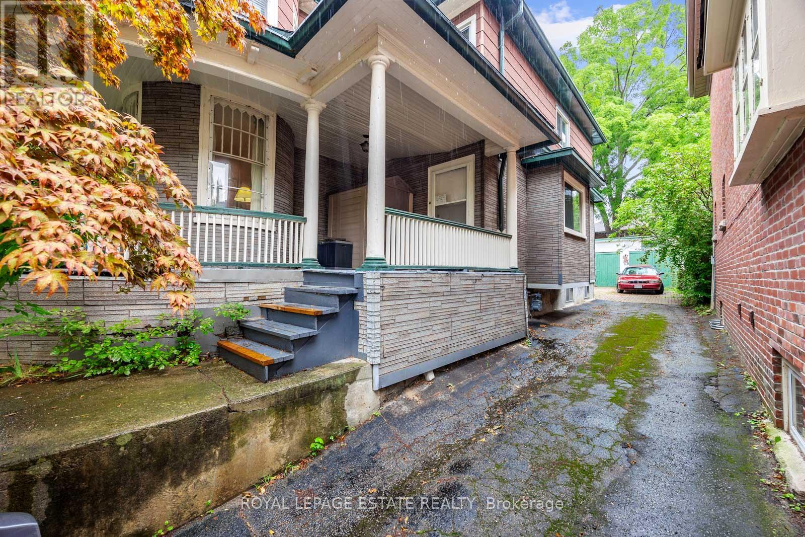 55 Leuty Avenue, Toronto (The Beaches), Ontario  M4E 2R2 - Photo 12 - E12395198