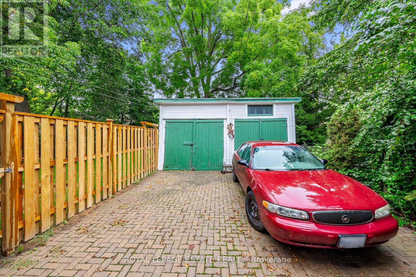 55 Leuty Avenue, Toronto (The Beaches), Ontario  M4E 2R2 - Photo 37 - E12395198