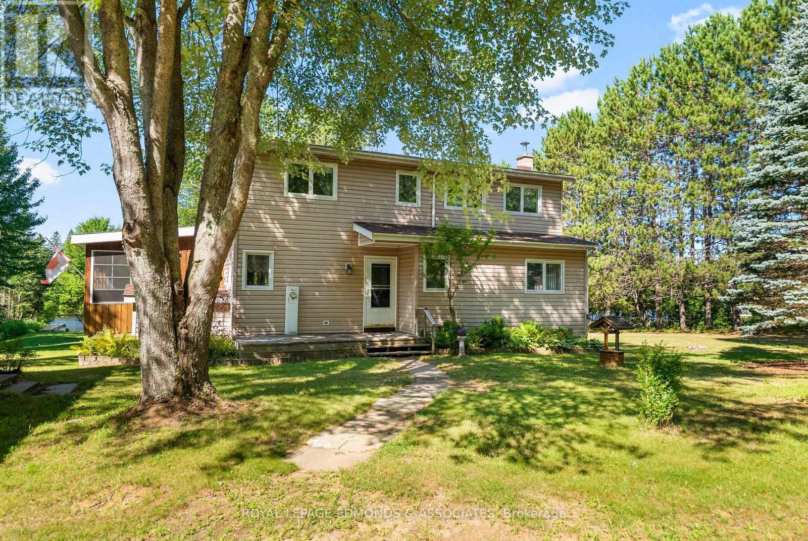 36 Crescent Drive, Brudenell, Ontario  K0J 2E0 - Photo 3 - X12321691