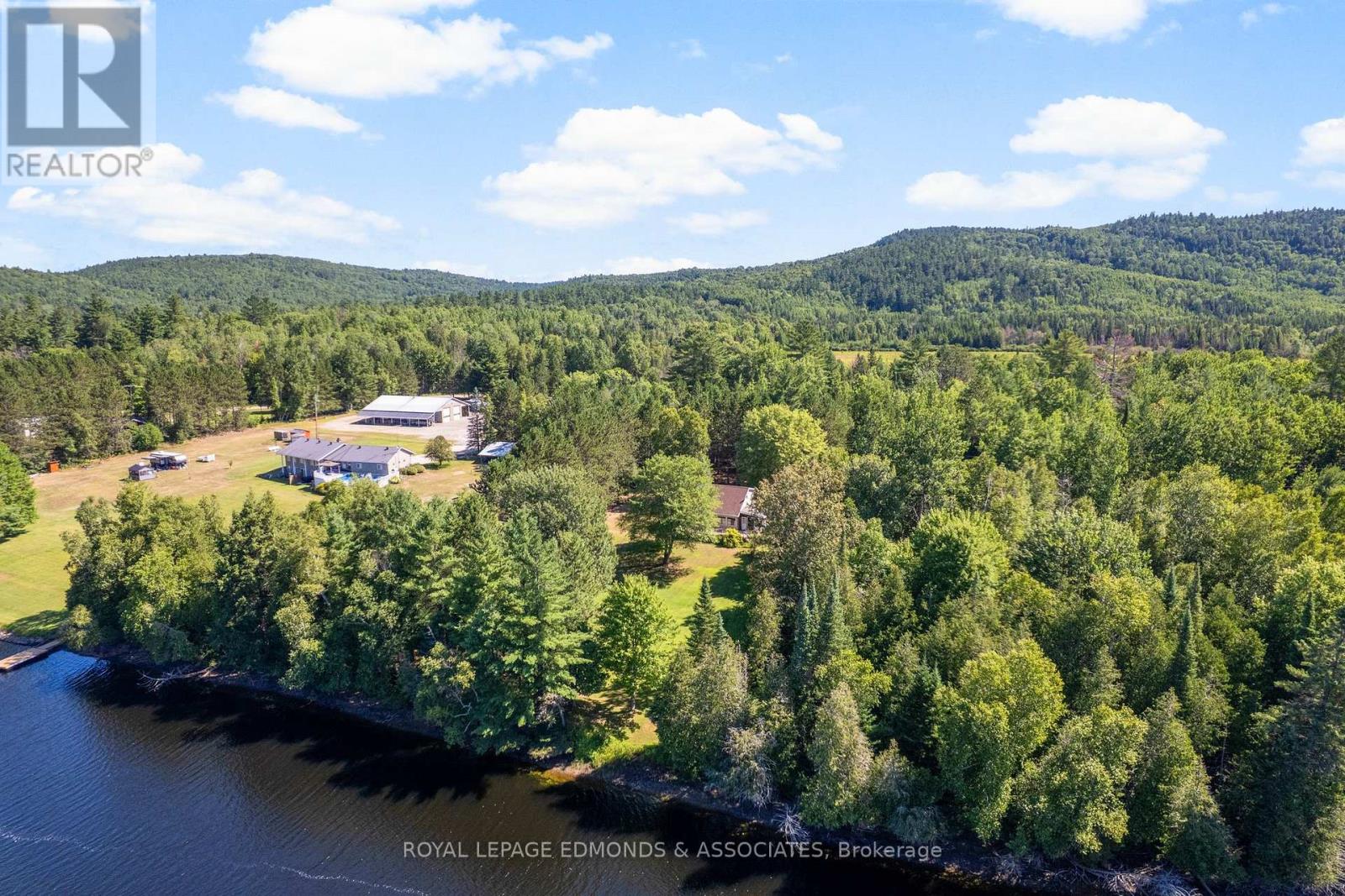 36 Crescent Drive, Brudenell, Ontario  K0J 2E0 - Photo 4 - X12321691