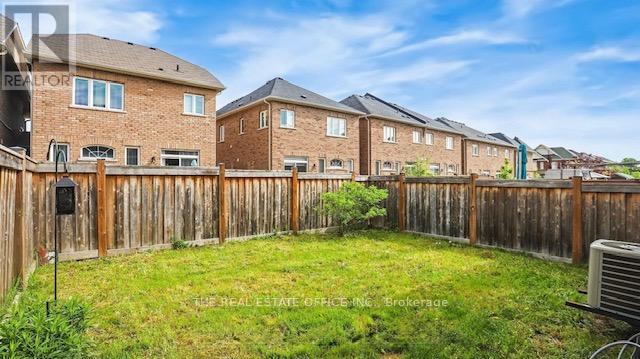 10 Betony Drive, Richmond Hill, Ontario  L4E 0V7 - Photo 20 - N12395165