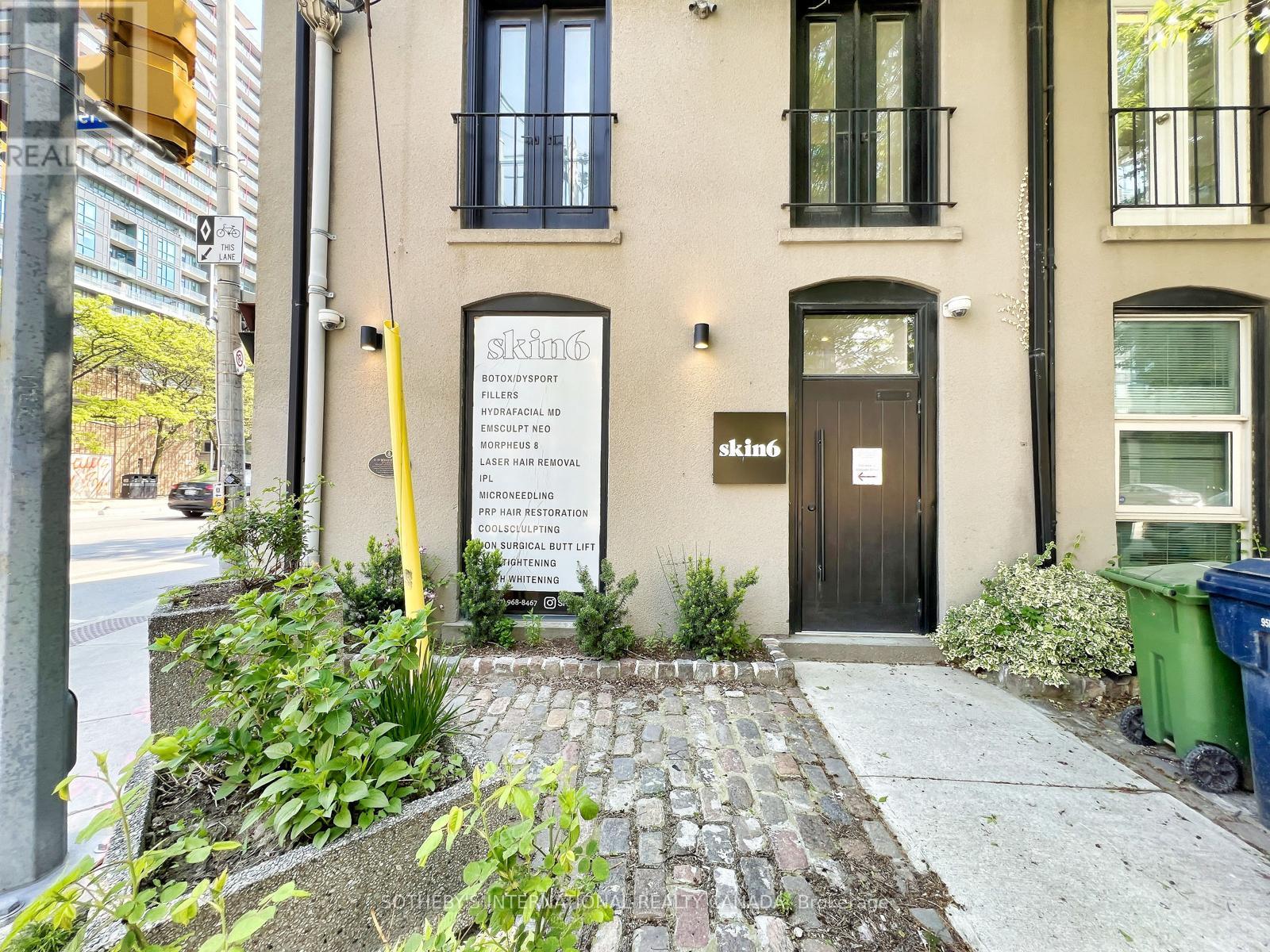 79 Berkeley Street, Toronto (Moss Park), Ontario  M5A 2W5 - Photo 2 - C12395311