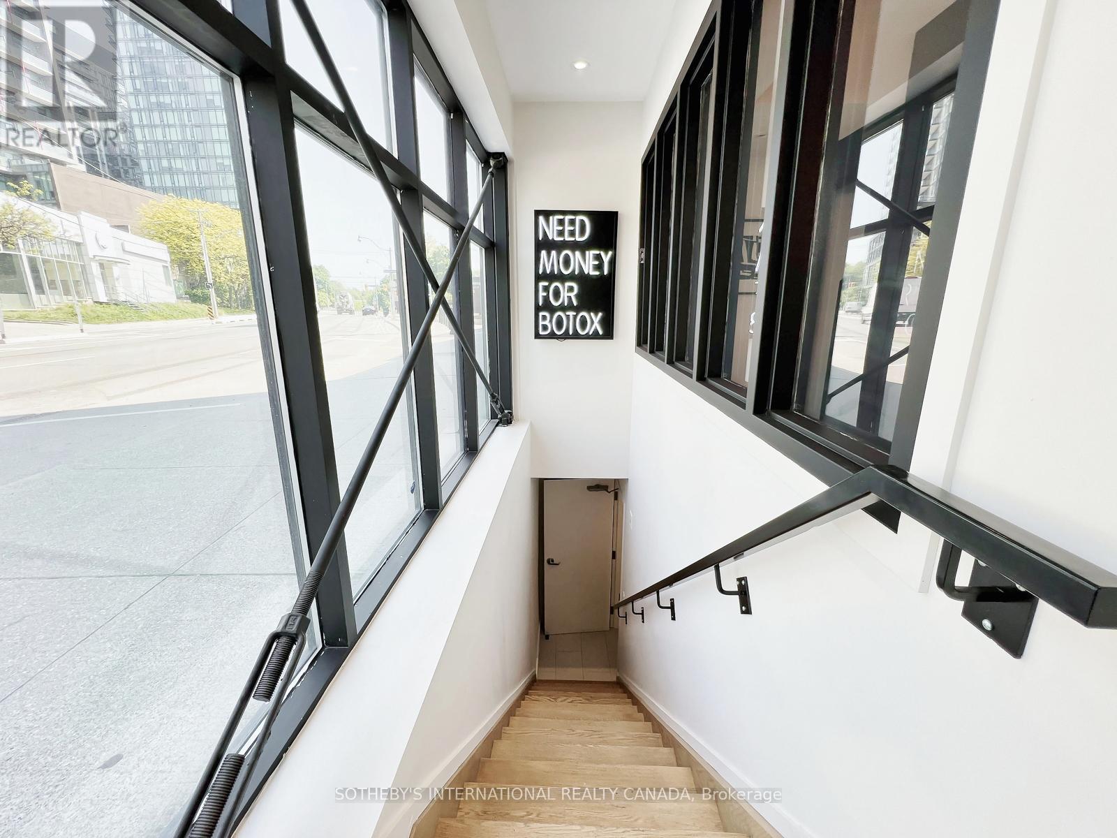 79 Berkeley Street, Toronto (Moss Park), Ontario  M5A 2W5 - Photo 3 - C12395311