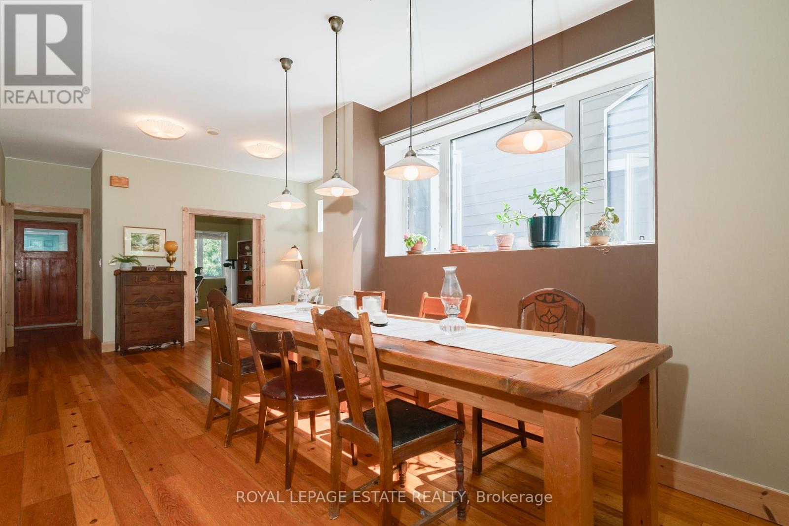 146 Ashdale Avenue, Toronto, Ontario  M4L 2Y9 - Photo 10 - E12395281