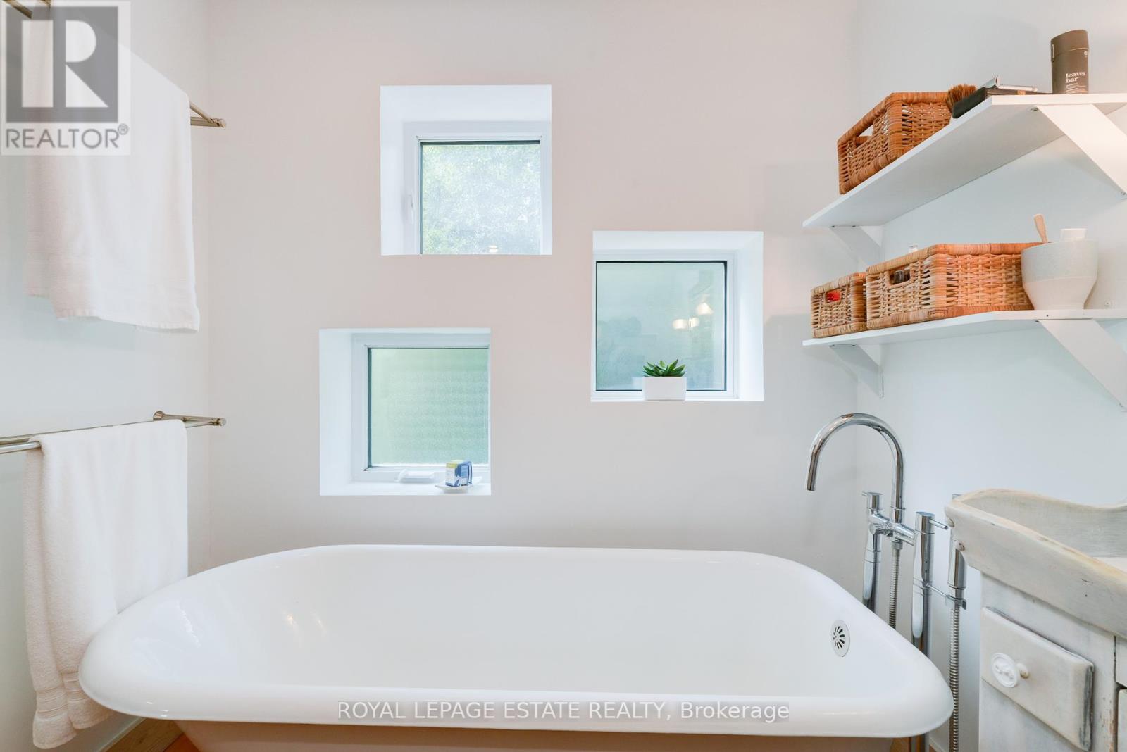 146 Ashdale Avenue, Toronto, Ontario  M4L 2Y9 - Photo 27 - E12395281