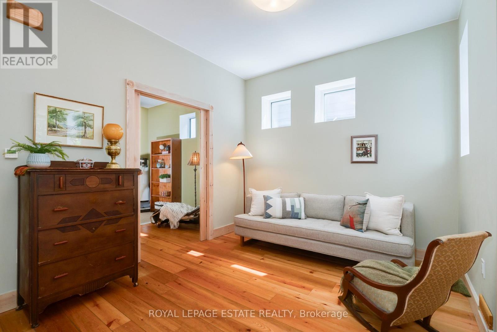 146 Ashdale Avenue, Toronto, Ontario  M4L 2Y9 - Photo 7 - E12395281