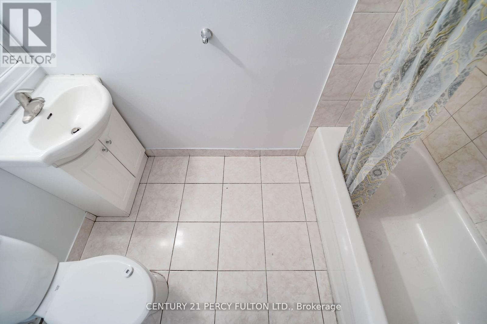 Bsmt - 72 Lynvalley Crescent, Toronto, Ontario  M1R 2V4 - Photo 6 - E12395363