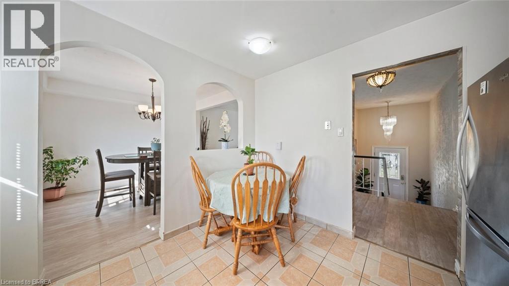 14 Melbourne Crescent, Brantford, Ontario  N3S 7G3 - Photo 12 - 40767033