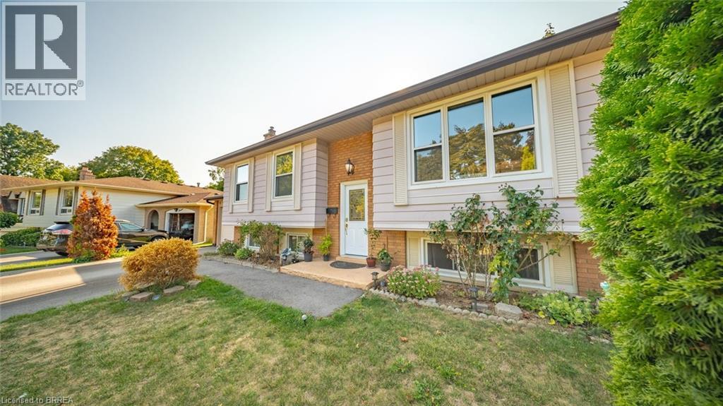 14 Melbourne Crescent, Brantford, Ontario  N3S 7G3 - Photo 4 - 40767033