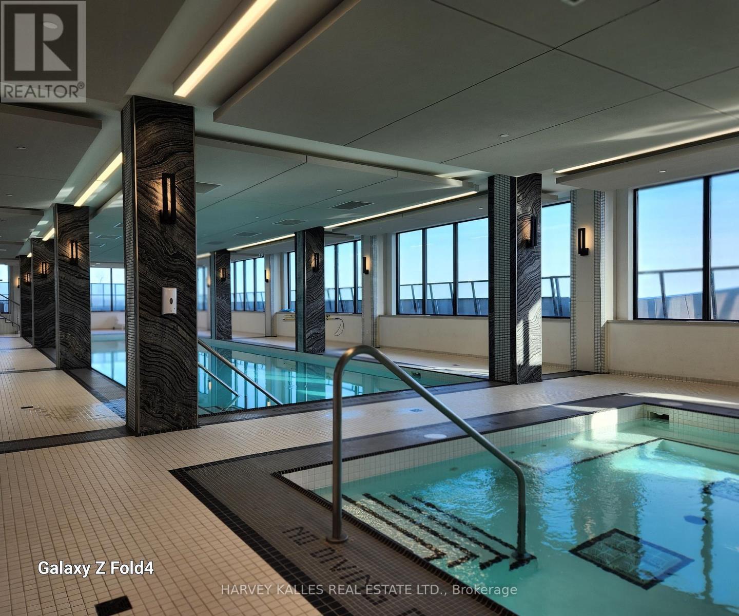 920 - 30 Shore Breeze Drive, Toronto, Ontario  M8V 0J1 - Photo 11 - W12395173