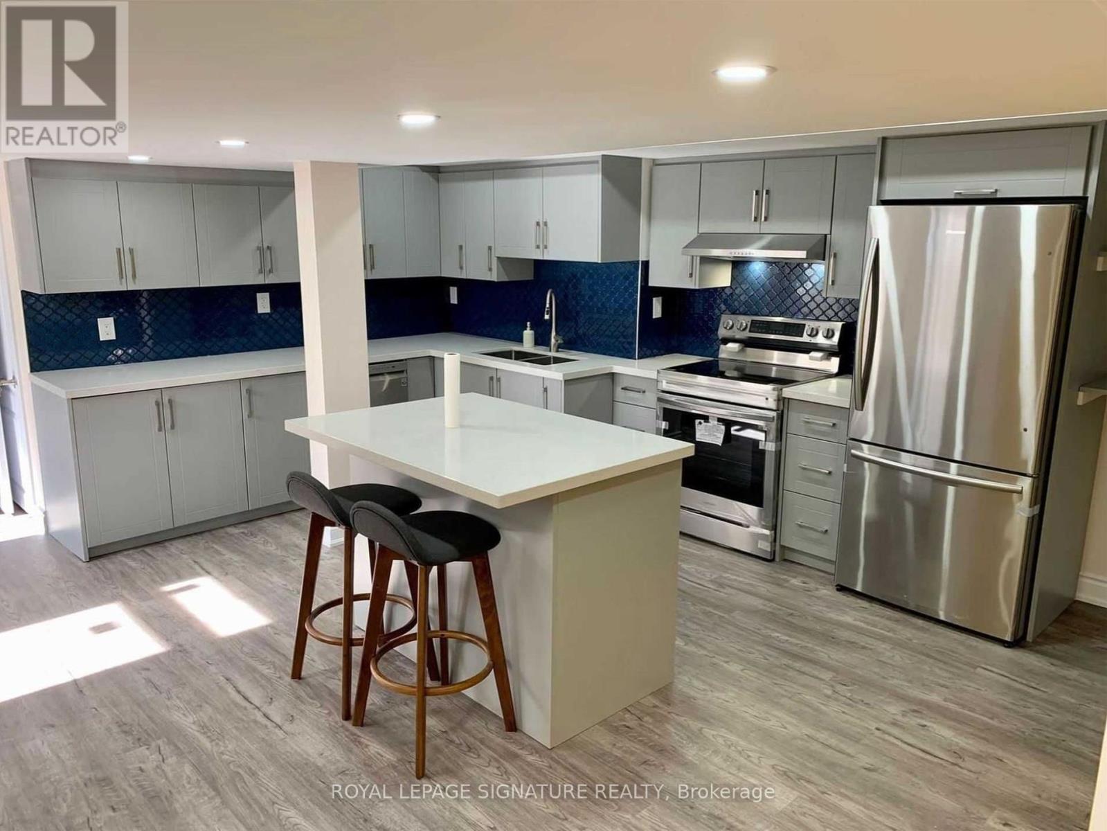 B - 227 Nautical Boulevard, Oakville, Ontario  L6L 0B9 - Photo 3 - W12395175