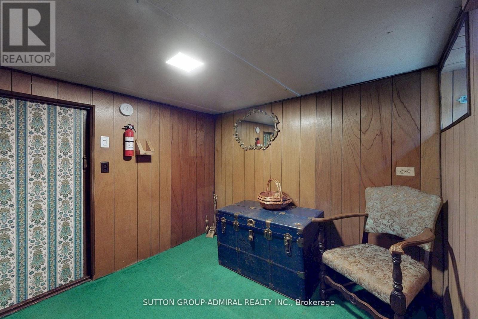 1 Valleyview Gardens, Toronto (Lambton Baby Point), Ontario  M6S 2B5 - Photo 19 - W12395179