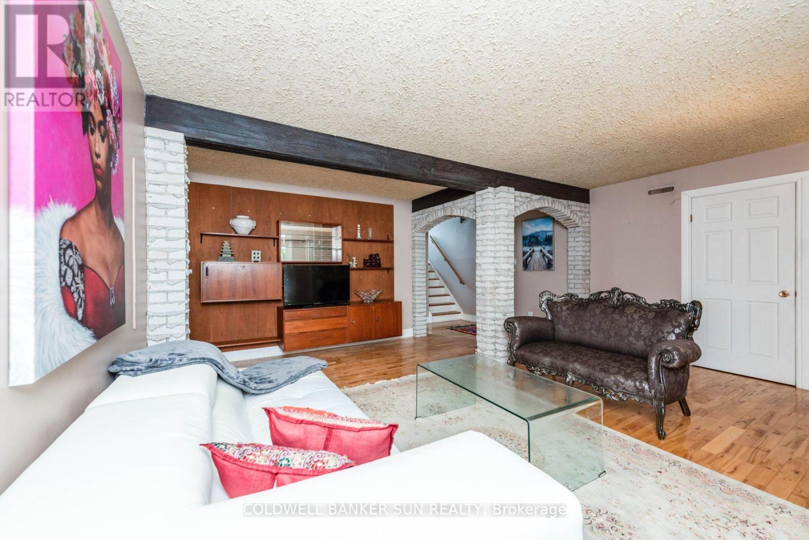 2483 Yarmouth Crescent, Oakville (Wo West), Ontario  L6L 2M9 - Photo 27 - W12395218