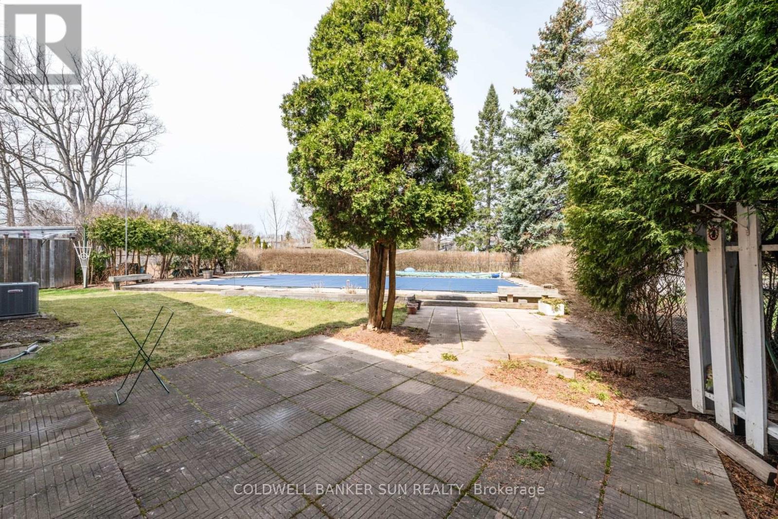 2483 Yarmouth Crescent, Oakville (Wo West), Ontario  L6L 2M9 - Photo 38 - W12395218