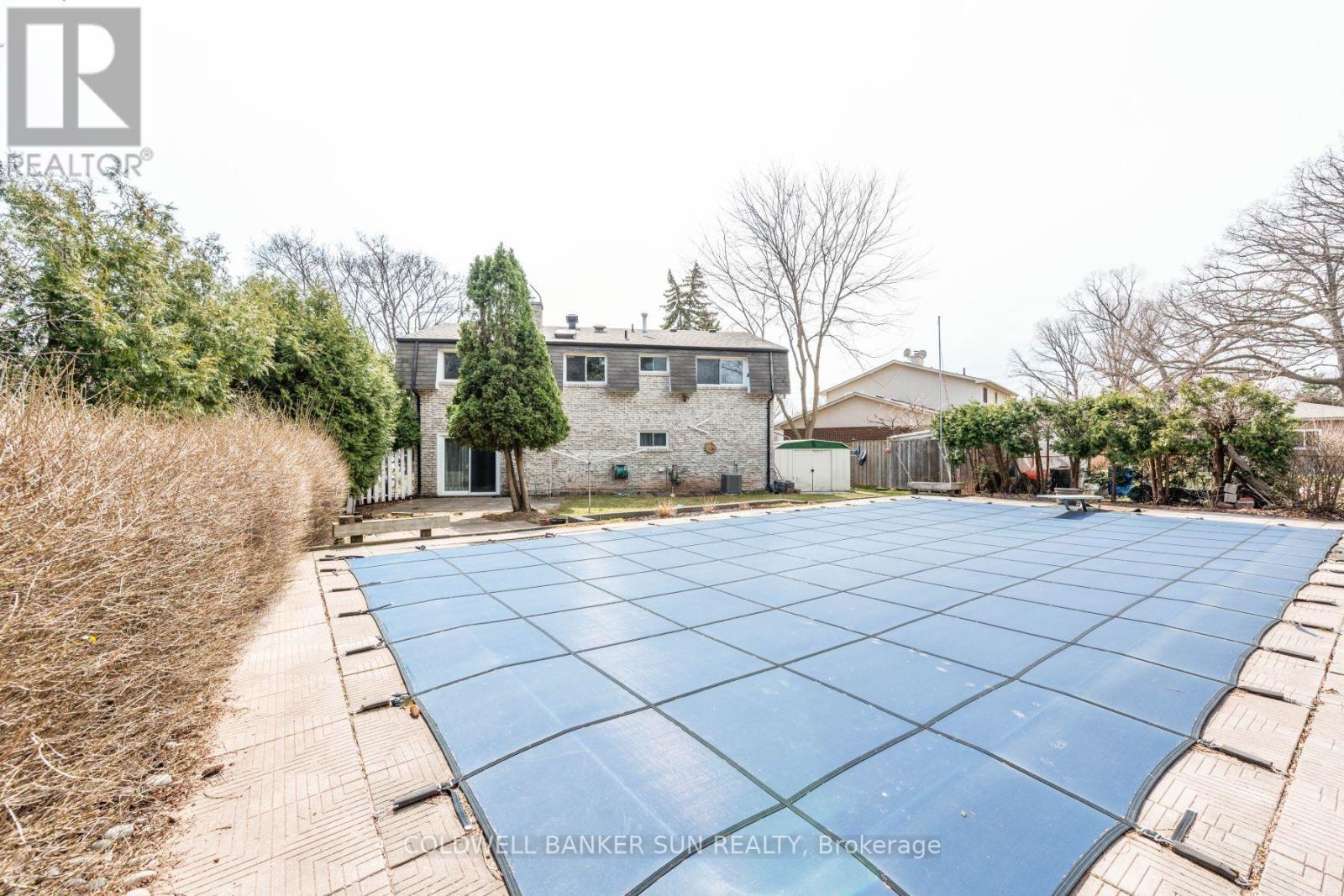 2483 Yarmouth Crescent, Oakville (Wo West), Ontario  L6L 2M9 - Photo 39 - W12395218