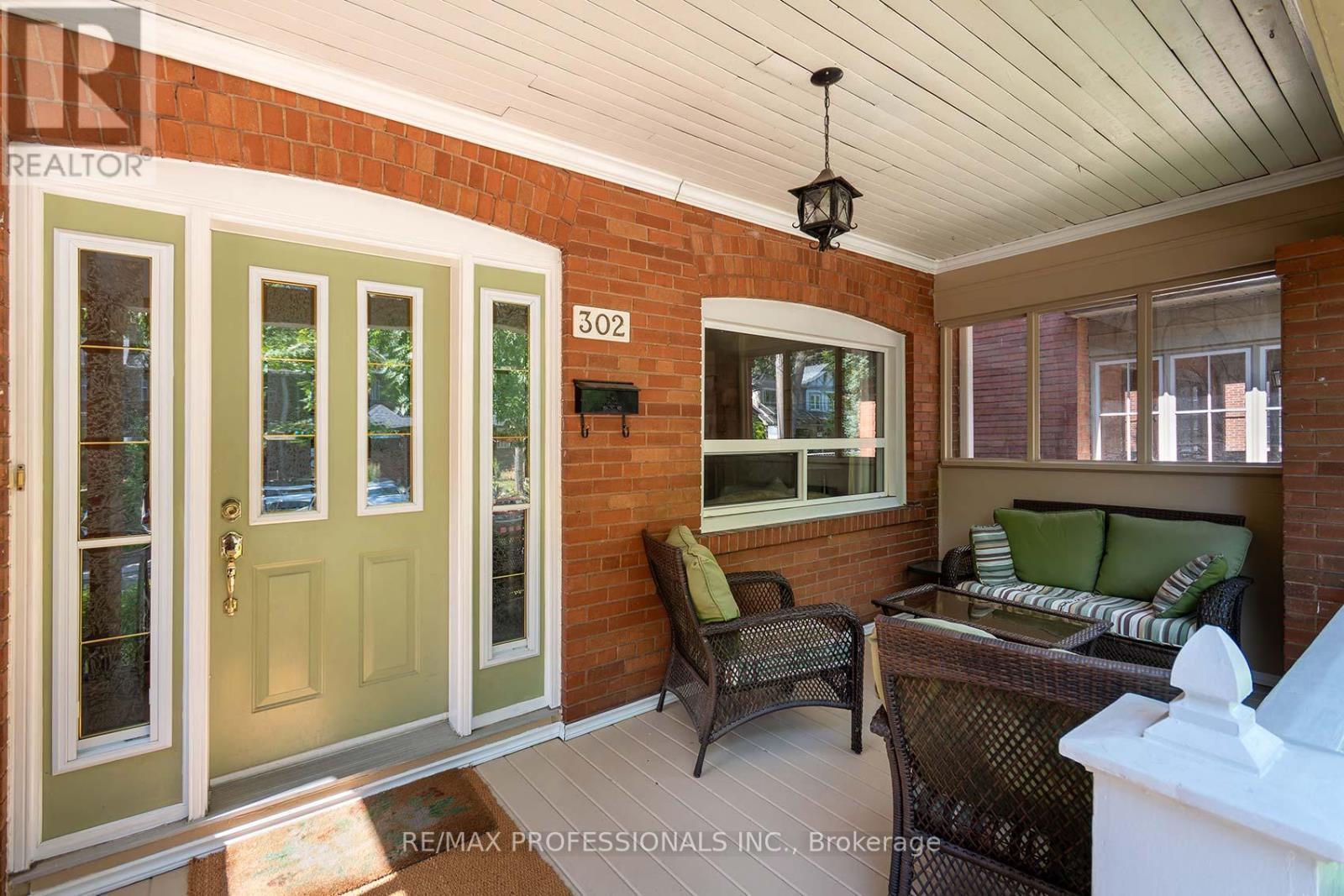 Property at 302 ARMADALE AVENUE image 2
