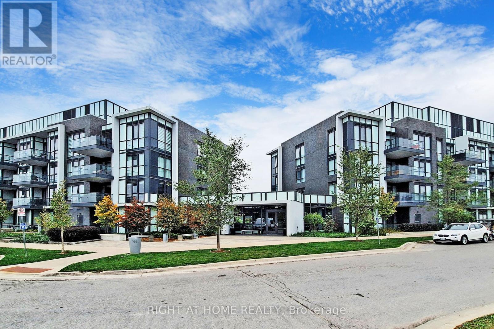 123 - 375 Sea Ray Avenue, Innisfil, Ontario  L9S 0N9 - Photo 1 - N12395353