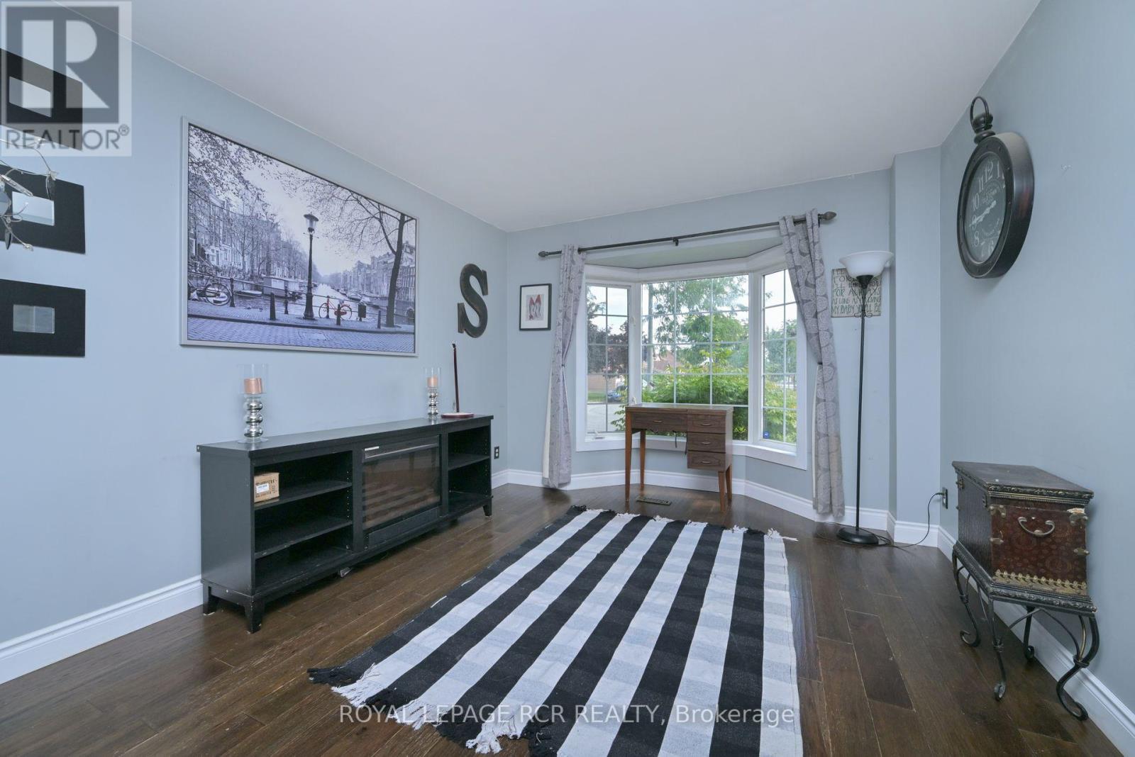22 Coburn Crescent, New Tecumseth, Ontario  L0G 1A0 - Photo 13 - N12395361