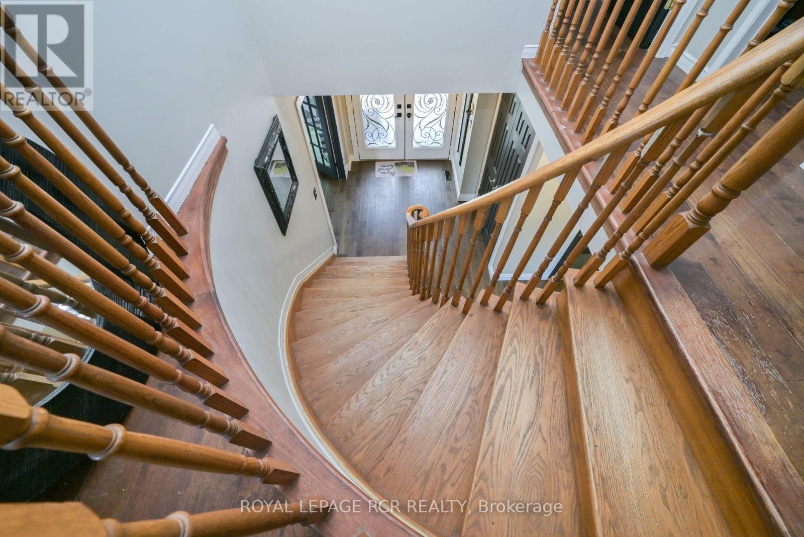 22 Coburn Crescent, New Tecumseth, Ontario  L0G 1A0 - Photo 16 - N12395361