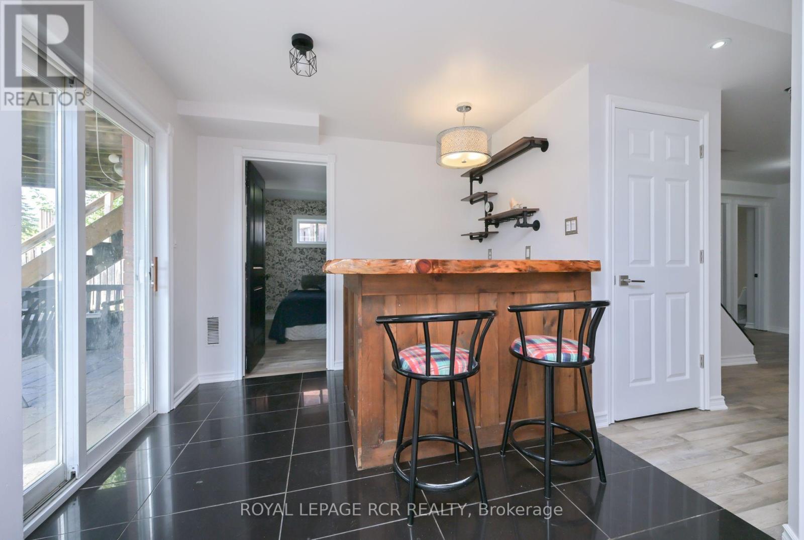 22 Coburn Crescent, New Tecumseth, Ontario  L0G 1A0 - Photo 27 - N12395361