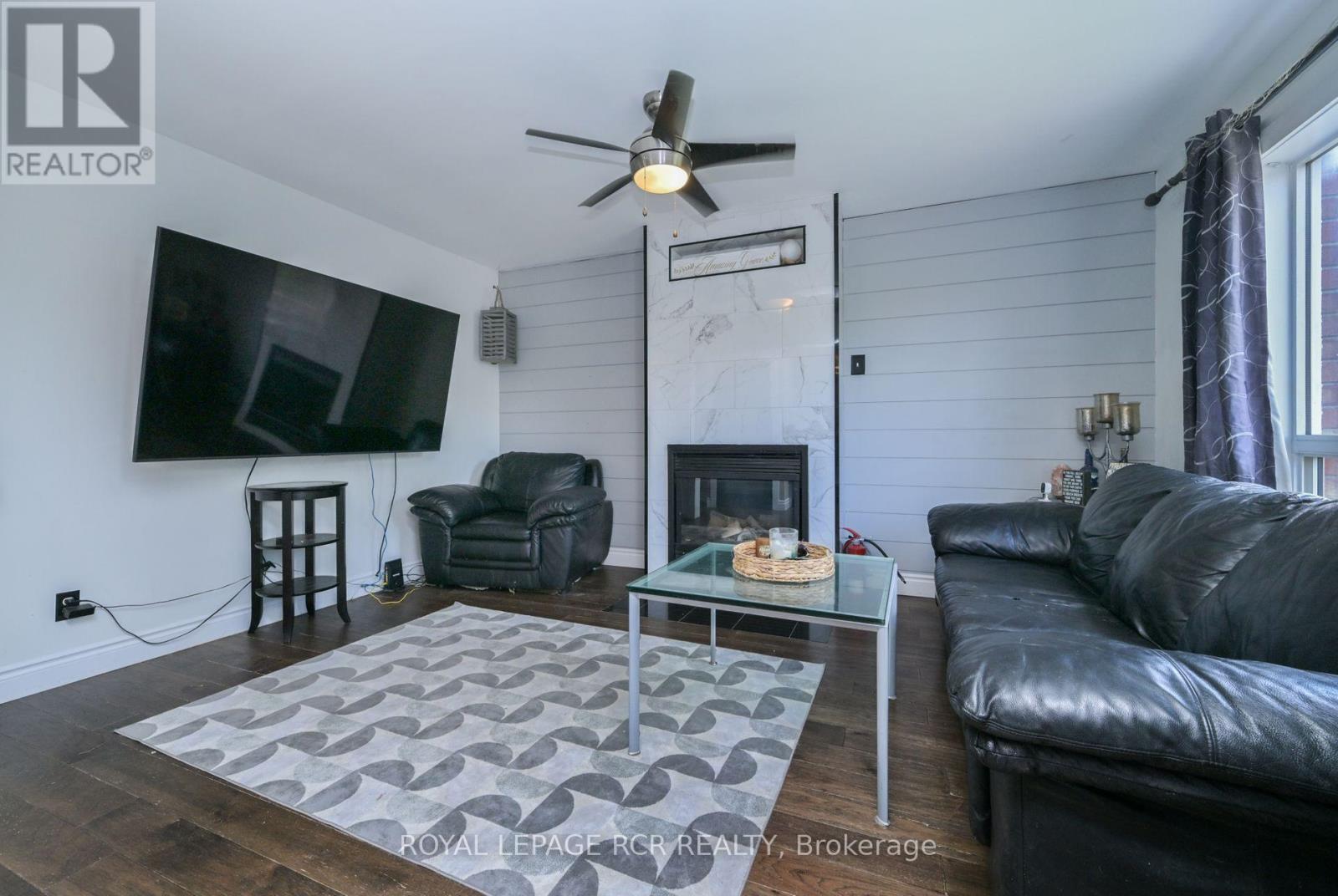 22 Coburn Crescent, New Tecumseth, Ontario  L0G 1A0 - Photo 9 - N12395361
