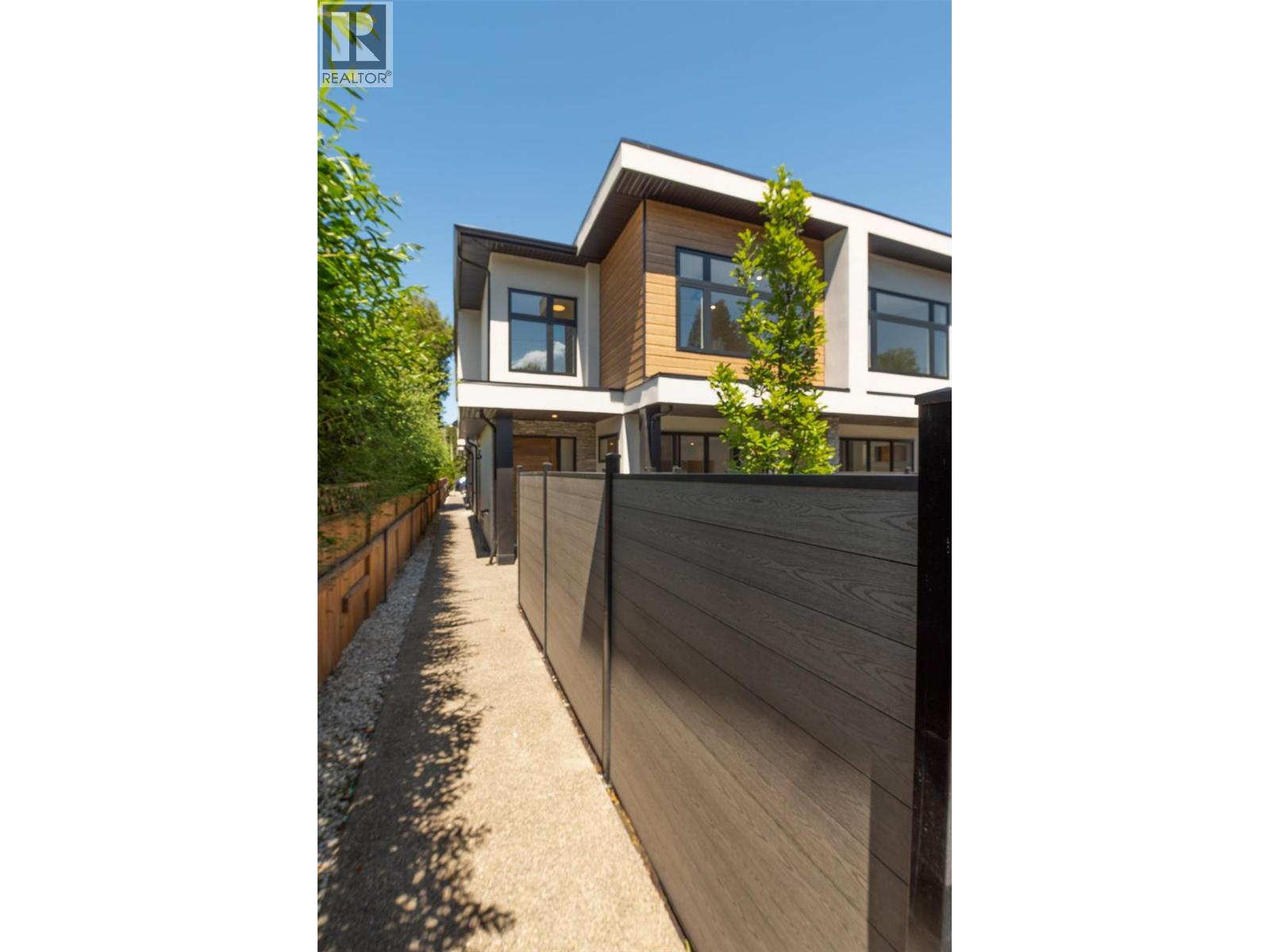 839 Lawson Avenue Unit# 3, Kelowna, British Columbia  V1Y 6S9 - Photo 2 - 10362517