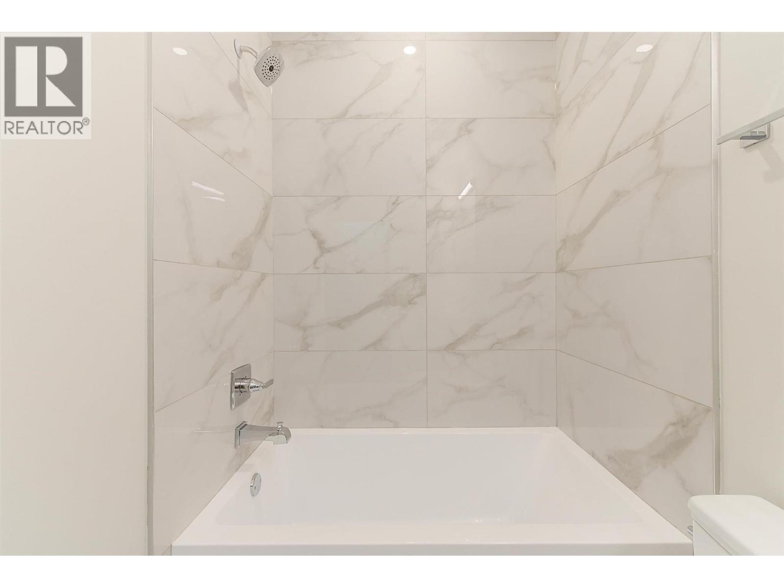 839 Lawson Avenue Unit# 3, Kelowna, British Columbia  V1Y 6S9 - Photo 28 - 10362517