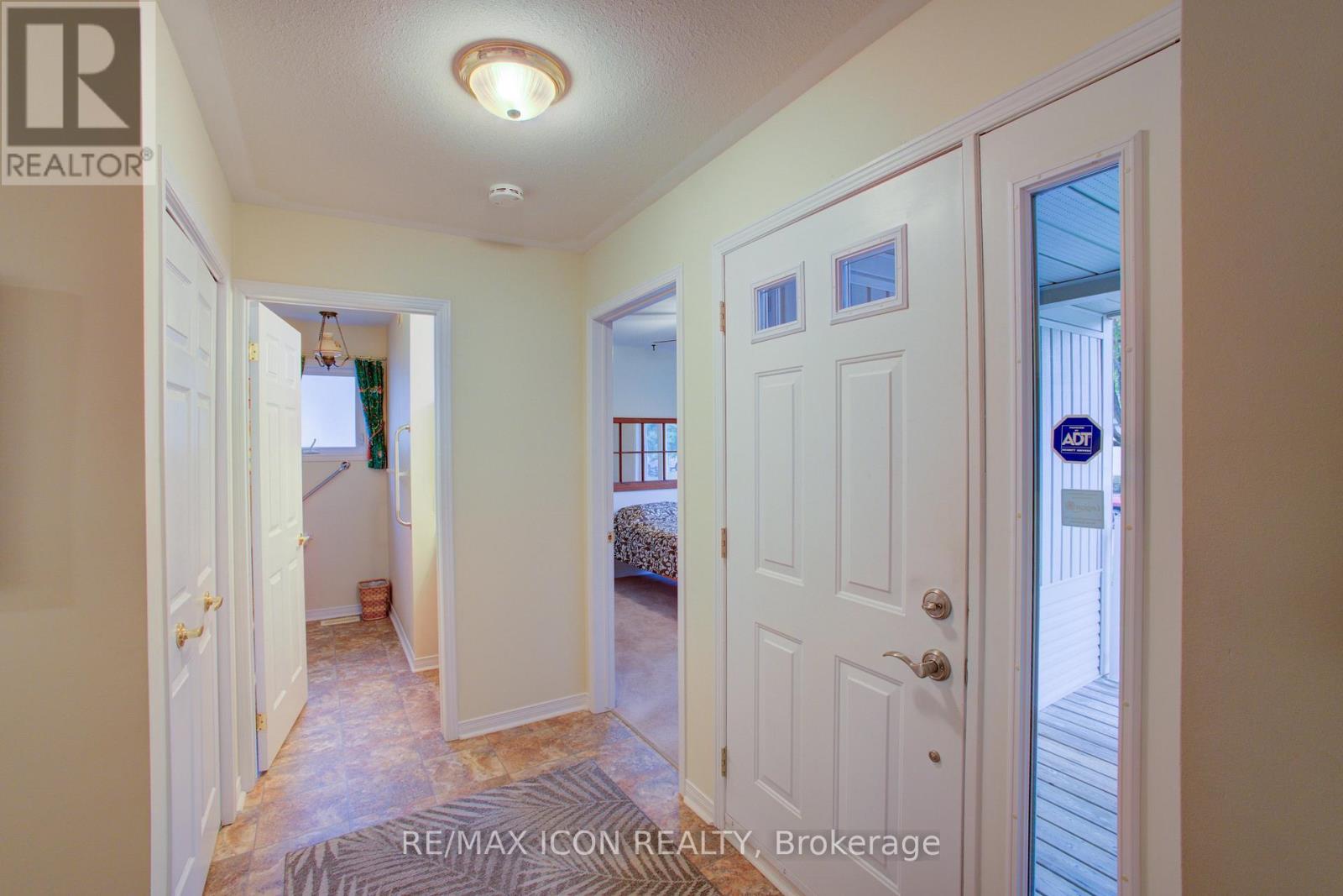 54 Springwood Crescent, Gravenhurst (Muskoka (S)), Ontario  P1P 1Y8 - Photo 11 - X12395201