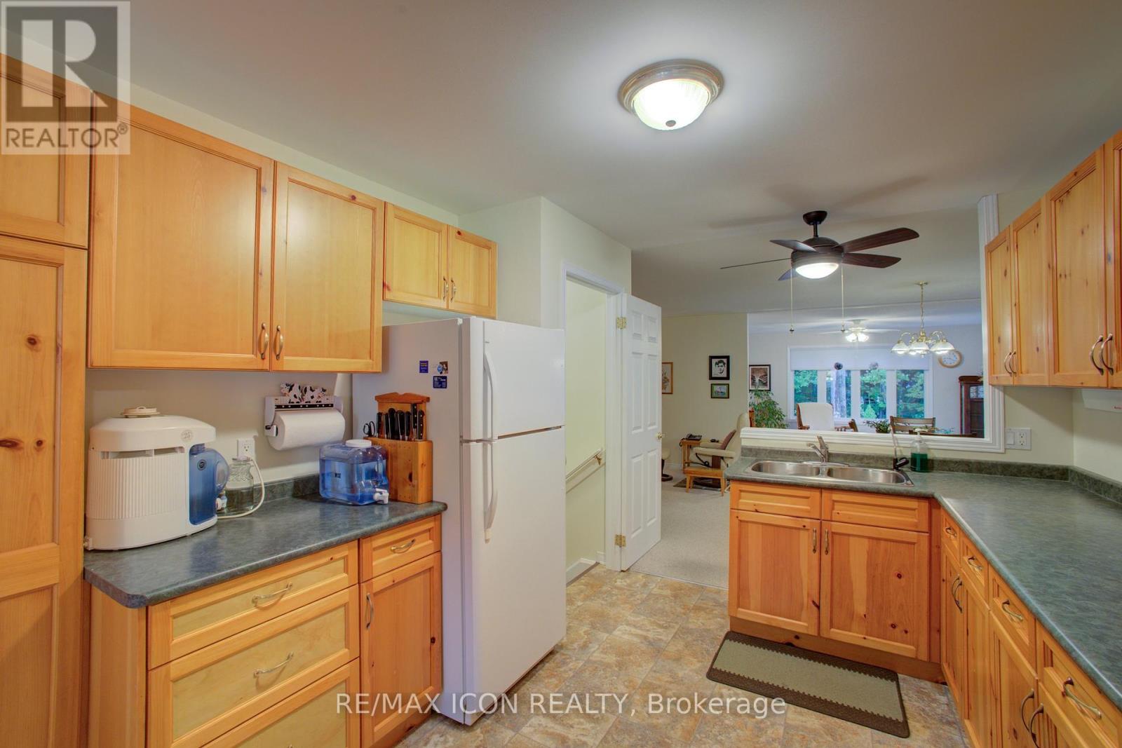 54 Springwood Crescent, Gravenhurst (Muskoka (S)), Ontario  P1P 1Y8 - Photo 15 - X12395201